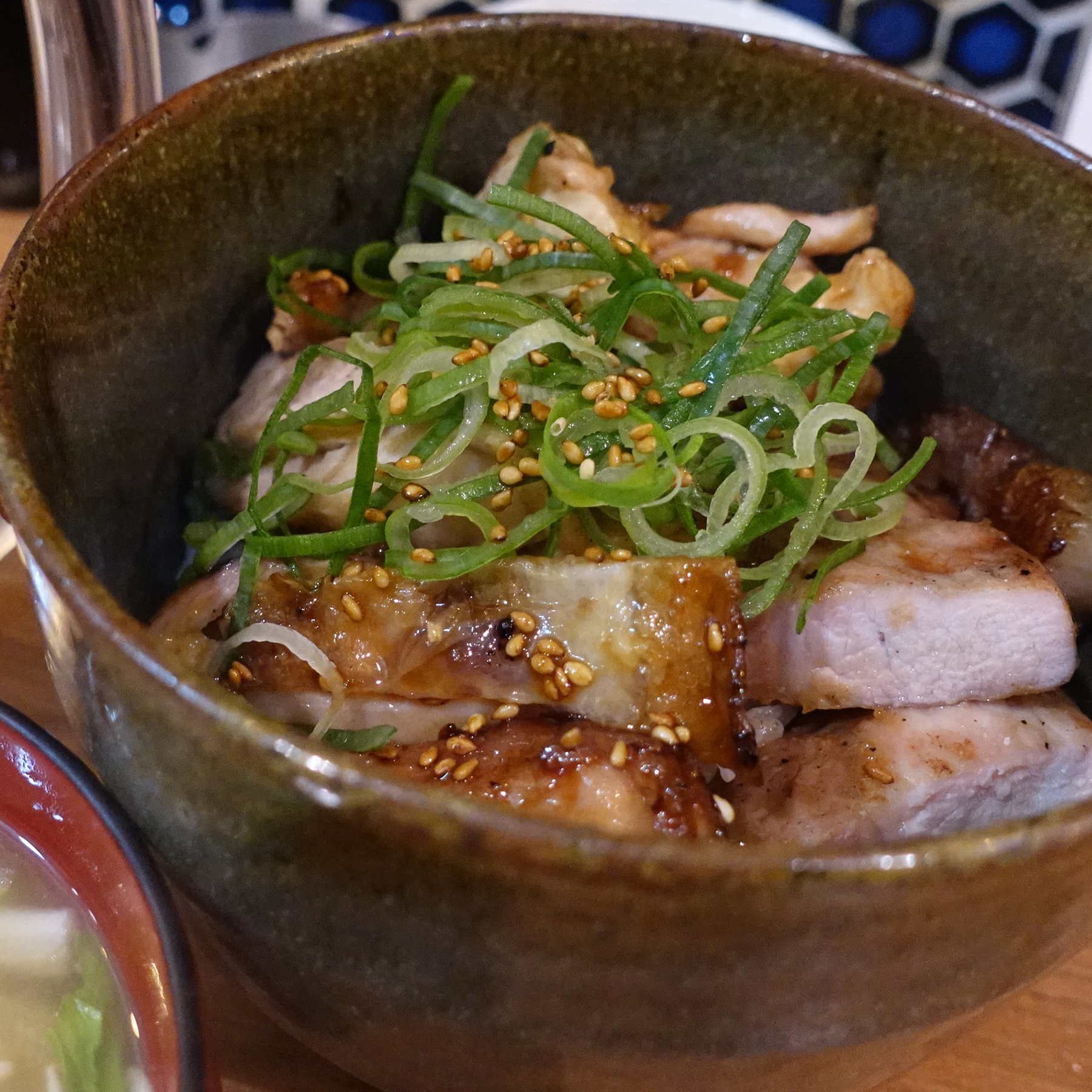 大山地鶏焼き鳥丼