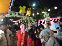 ���U�ւ̃{���s�̓Z